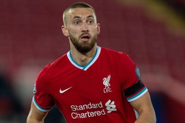  واکنش مدافع انگلیسی ليورپول به بازی مقابل زلاتان و مهار او