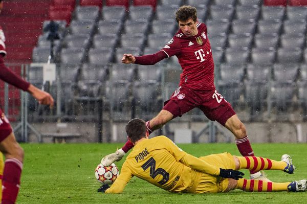 گزارش تصویری بایرن مونیخ 3-0 بارسلونا گروه E لیگ قهرمانان