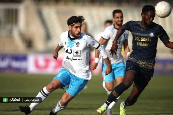  پیکان - استقلال بدون حضور آقای اوت‌انداز