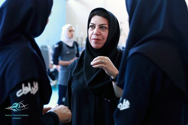 سرمربی تیم ملی والیبال زنان موافق مربی خارجی بودم