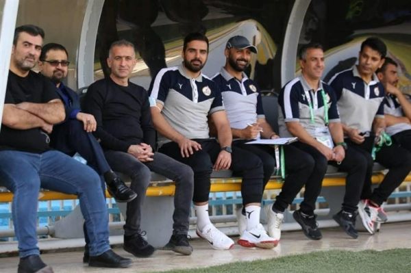 عشوری هر چقدر سکوت میکنیم اشتباهات داوری بیشتر میشود مردم مسجدسلیمان چه گناهی کردهاند