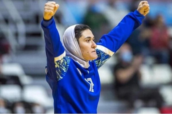 هندبال قهرمانی بانوان جهان فاطمه خلیلی بهترین بازیکن زمین شد
