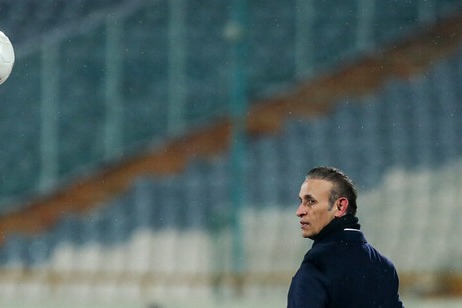  یادداشت روزنامه همشهری  داستان یک مربی مصرف‌گرا