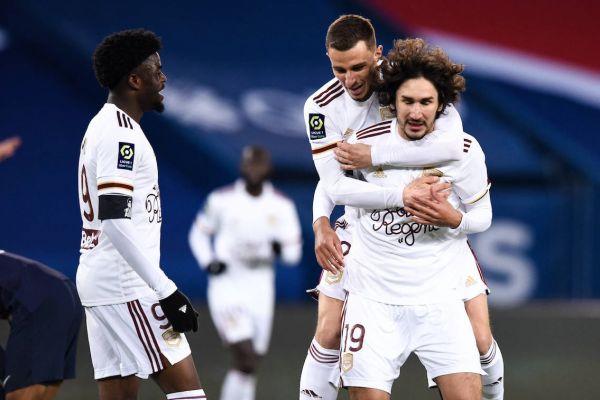  تلاش میلان برای بازگشت زودهنگام عدلی در پی عملکرد ضعیف خط میانی