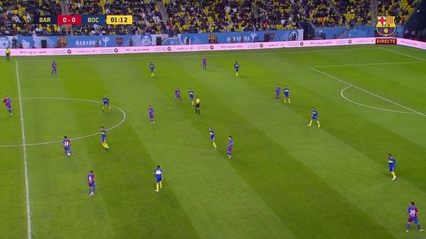  سوتی عجیب و غریب در بازی بارسلونا - بوکاجونیورز؛ تشابه رنگ لباس دو تیم