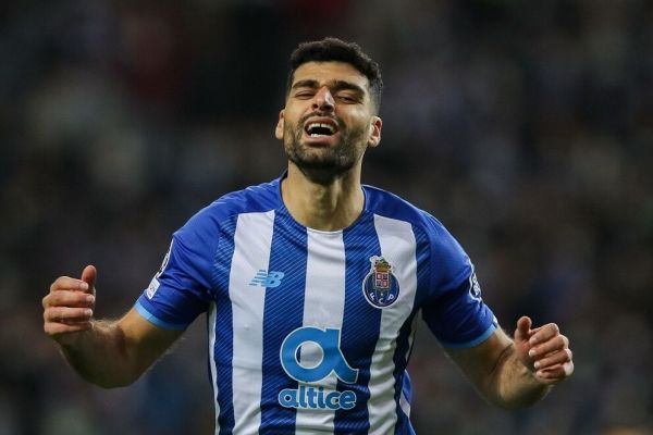 جایگاه طارمی در ترکیب اصلی پورتو به خطر افتاد