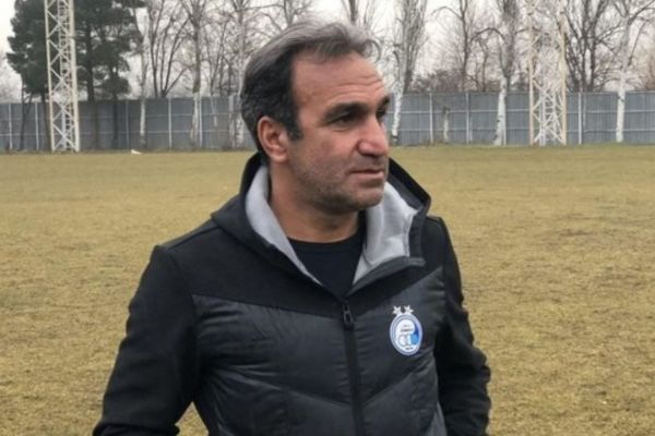  اصغرخانی  ساختار دفاعی استقلال پیشرفت کرده است  موافق برخی نظرات نیستیم