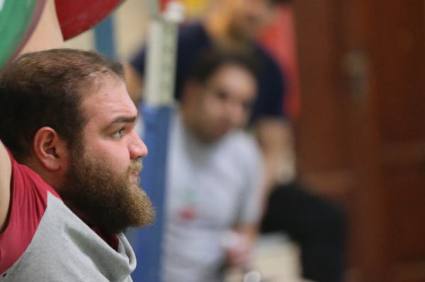 وزنهبرداری قهرمانی جهان؛ یوسفی داوران به تالاخادزه ارفاق کردند