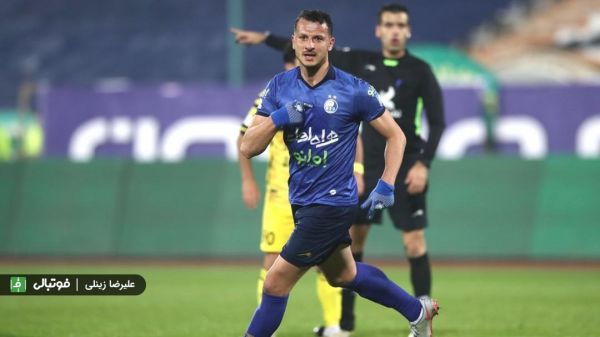 گلگهر به دنبال آرمان رمضانی ناجی امروز استقلال و فرهاد، جدا می شود