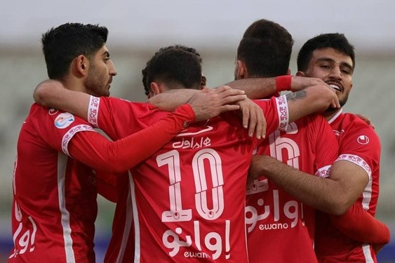 حاشیه بازی پرسپولیس و ویستاتوربین اعتراض سرخپوشان به روشننشدن نورافکنها