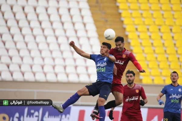  فوتبال شائولینی استقلال و شهرخودرو  عکس