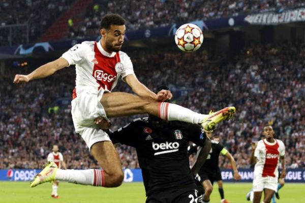  آخرین جزئیات انتقال مدافع آژاکس به بارسلونا