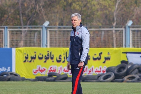  شایعه دخالت در کار سولدو تکذیب شد  سرمربی کروات دلایل ناکامی تراکتور را تشریح کرد