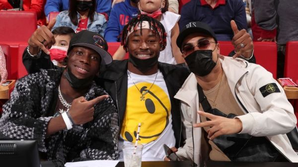  عکس؛ تیپ عجیب و غریب بازیکن مغضوب ژاوی در آمریکا