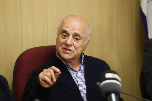  مصطفوی  شانس سرخابی‌ها زیاد نیست کاش سجادی ۶ ماه زودتر وزیر می‌شد