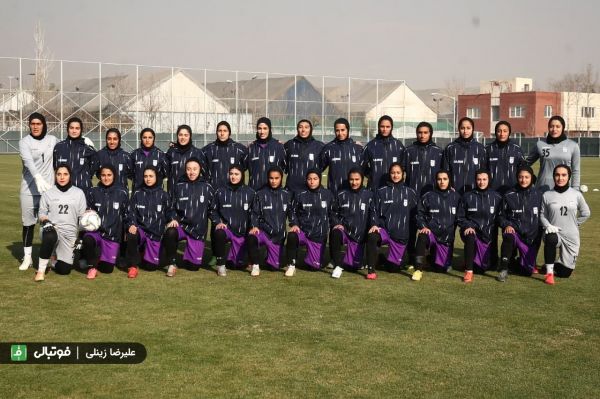 گزارش تصویری اختصاصی تمرین تیم ملی بانوان در حضور رییس فدراسیون فوتبال و معاون رییس جمهور، 7 دی 1400