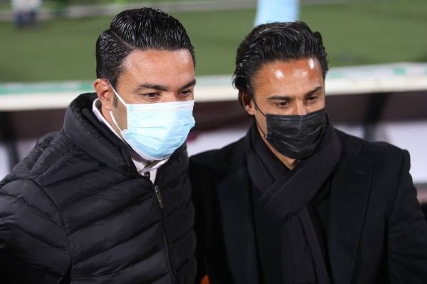 حاشیه بازی استقلال و فولاد عصبانیت شدید مجیدی از داور برخورد جالب هافبک استقلال با نکونام+عکس