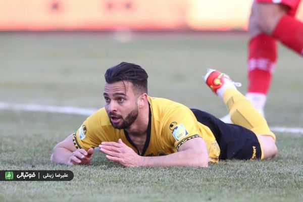 محاکمه رفیعی در فضای مجازی؛ مقابل پرسپولیس کمکاری کردی