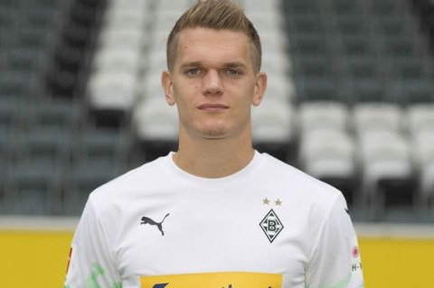 رقابت بارسلونا، بایرنمونیخ و اینتر بر سر مدافع گلادباخ