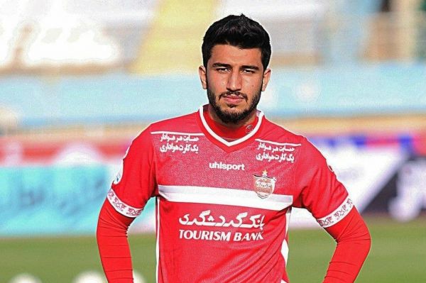 شریفی شک نکنید پرسپولیس قهرمان نیم فصل است از روی بدشانسی مصدوم شدم