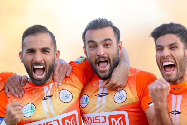  گرامی  آنقدر عصبانی هستم که آن صحنه را ندیدم