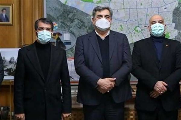 نشست مدیران عامل استقلال و پرسپولیس با شهردار تهران پیشنهاد حناچی برای کمک مالی به ۲ باشگاه