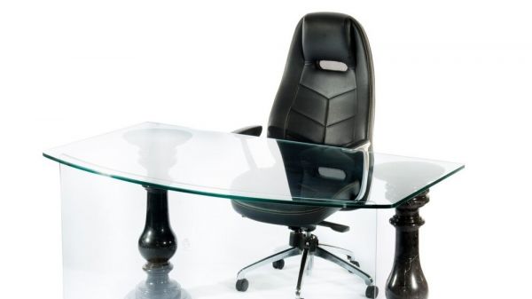 گزارش روز؛ قراردادهای میلیاردی برخی مدیران عامل لیگ برتری؛ دو میلیارد و نیم برای یک فصل