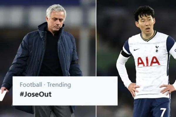 عصبانیت هواداران تاتنهام مورینیو را اخراج کنید