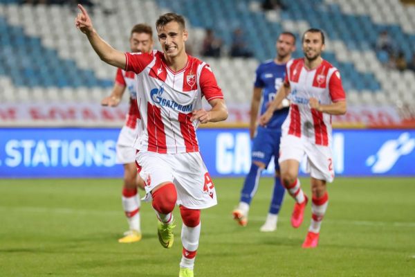  جدیدترین صید منچسترسیتی  پدیده 18 ساله ستاره سرخ