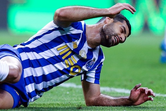  عملکرد ضعیف طارمی مقابل بنفیکا