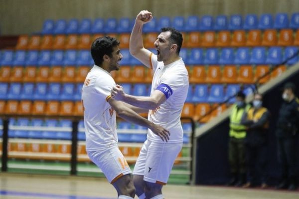 لیگ برتر فوتسال مس سونگون در آستانه «پوکر» قهرمانی صعود گیتیپسند به رده دوم با غلبه بر سنایچ