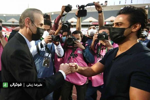  عکس نوشت  اين بار ديگر از ٢-٢ خبرى نبود