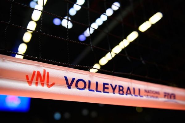 لیگ ملتهای والیبال با پیروزی هلند آغاز شد