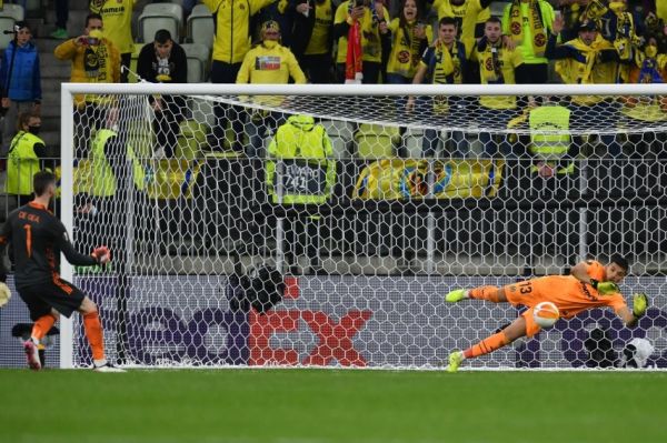  عکس؛ لحظه‌ای که دخیا پنالتی یازدهم را به دستان دروازه‌بان ویارئال کوبید