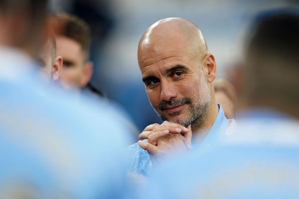  گواردیولا بهترین مربی و دیاس بهترین بازیکن فصل لیگ برتر انگلیس شدند