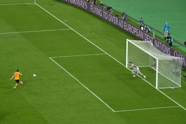 عکس؛ گرت بیل و زدن ضربه پنالتی به آسمان مقابل ترکیه