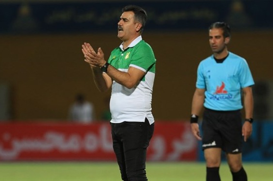  پورموسوی  برای خوابیدن در باد برد سایپا وقت نداریم  دربی ندارها پیش روی نفت آبادان است