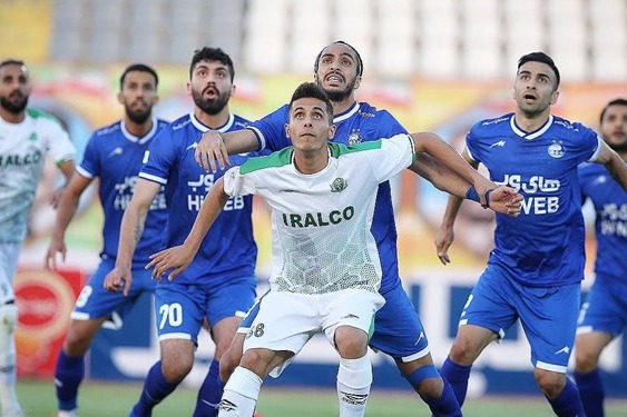  استراحت اجباری داوران بازی های استقلال و پرسپولیس؛ محروم شدند