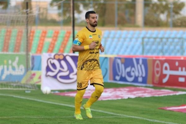  آغاز پروسه انتقال احسان حاج‌صفی به آاِک یونان