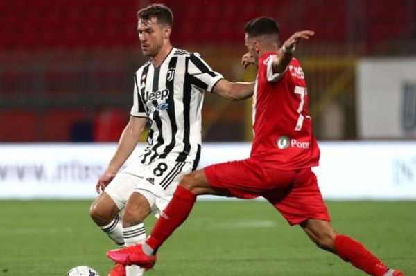 حمایت آلگری از هافبک ولزی رمزی بازیکن بسیار مهمی برای ماست