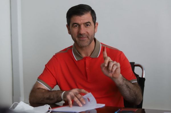 باقری دوباره دوشغله میشود