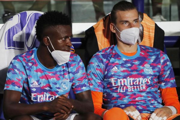 افزایش غایبان رئال مادرید با مثبت شدن تست کرونای دروازهبانشان