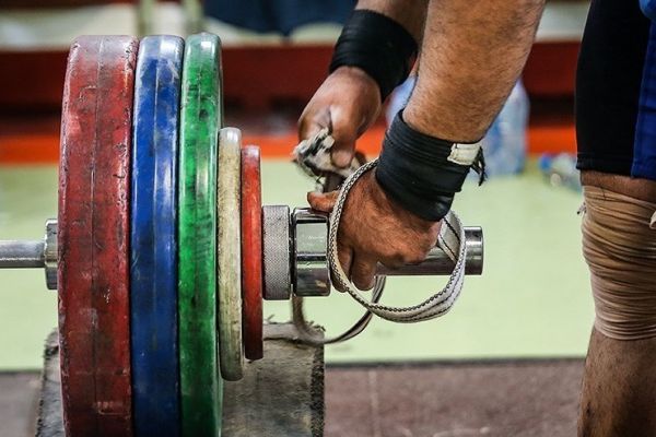 خطر حذف از المپیک، بیخ گوش وزنهبرداری