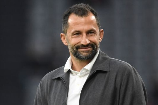 صالح حمیدزیچ بارسا بدون مسی تیم متفاوتی است می خواهیم سرگروه شویم