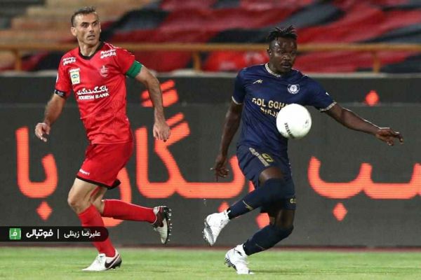پرسپولیس – گل گهر روی چمن مصنوعی