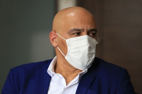  واکنش منصوریان به مذاکره با تیم صنعت نفت آبادان