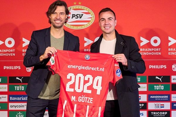 گوتسه پس از تمدید قرارداد با پیاسوی با یک مربی عالی کار میکنم