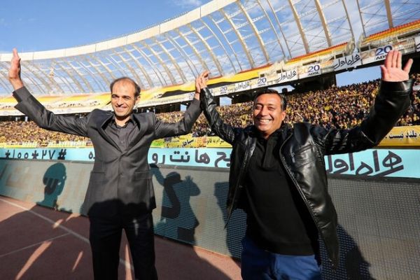 کریمی رقابت پرسپولیس و سپاهان جوانمردانه تمام شد کار با نویدکیا لذت بخش است