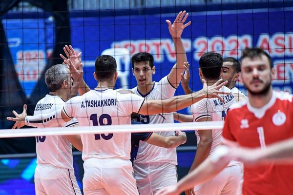 والیبال باشگاههای آسیا مهدی جلوه و صابر کاظمی در جمع بهترینها