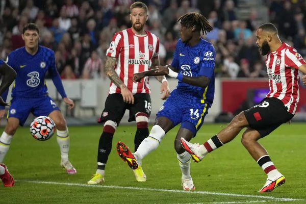  بازگشت آبی‌های لندن به صدر جدول در حضور 18 دقیقه‌ای قدوس